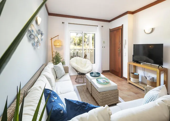 Charming In With Pool *