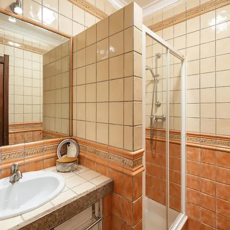 Сasa de vacaciones Charming In With Pool Benagil