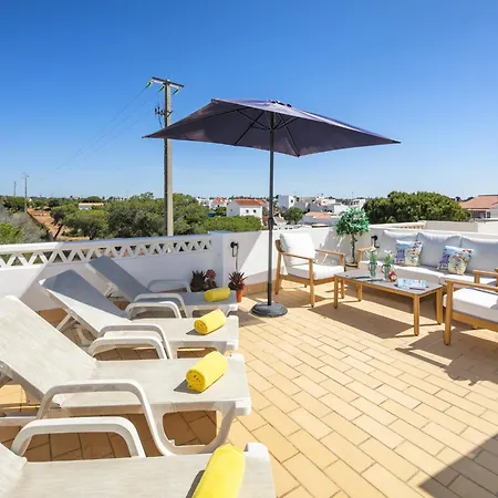 Charming In With Pool