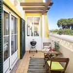 Σπίτι διακοπών Charming In With Pool *